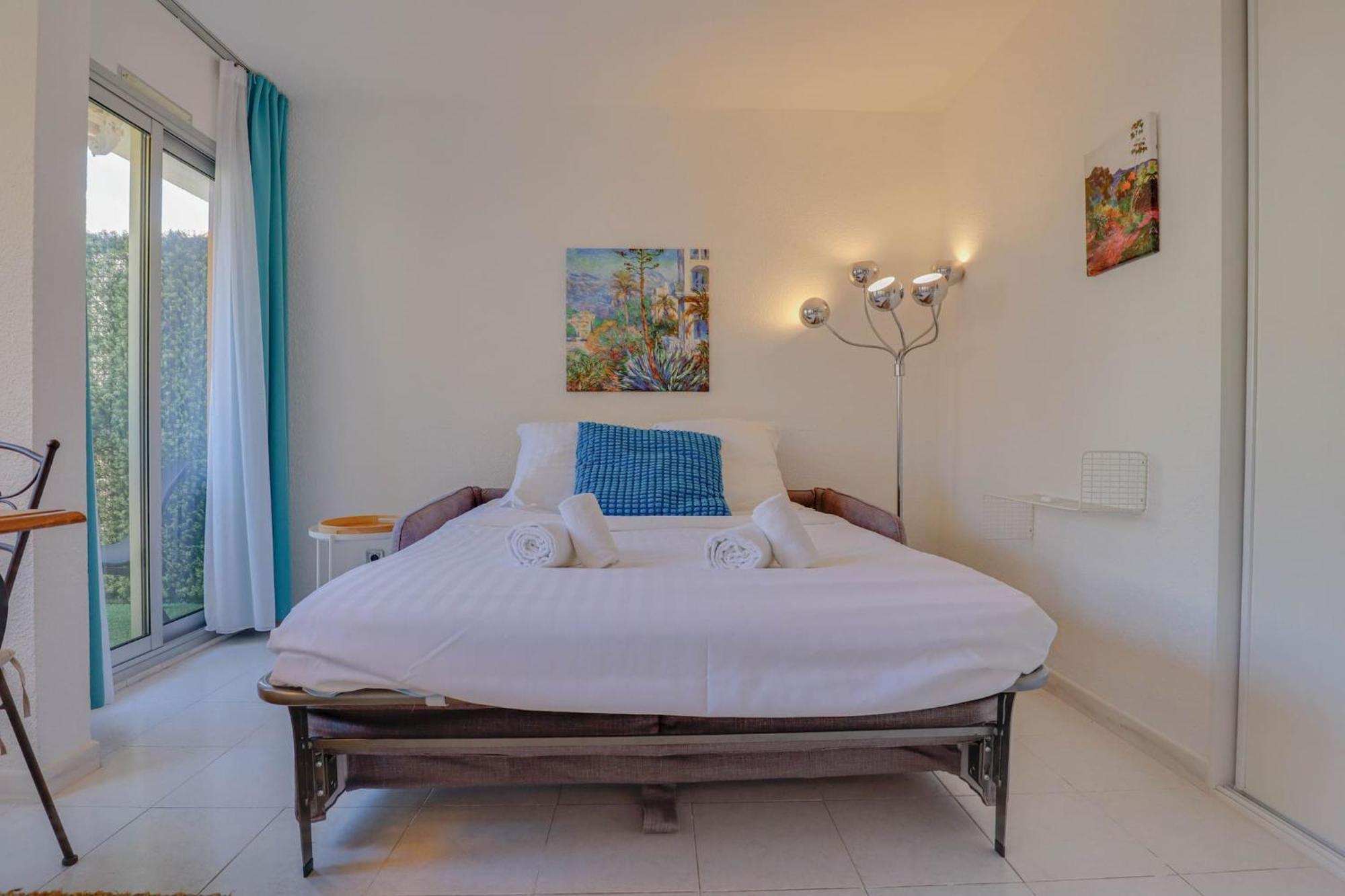 "Charmant Studio" Plein Centre, Calme, Terrasse Menton Luaran gambar