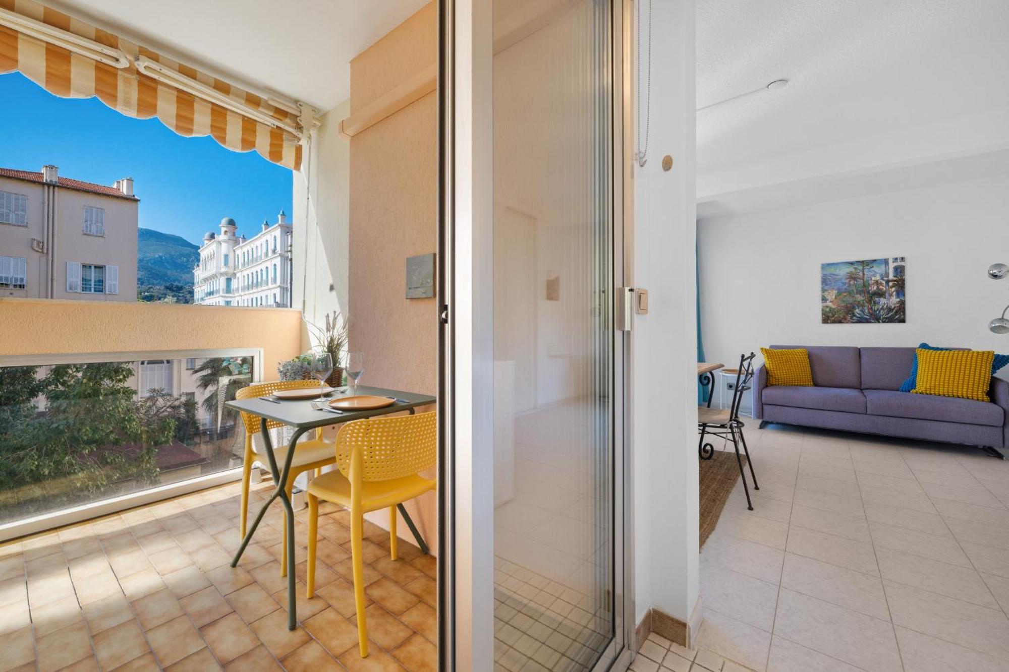 "Charmant Studio" Plein Centre, Calme, Terrasse Menton Luaran gambar