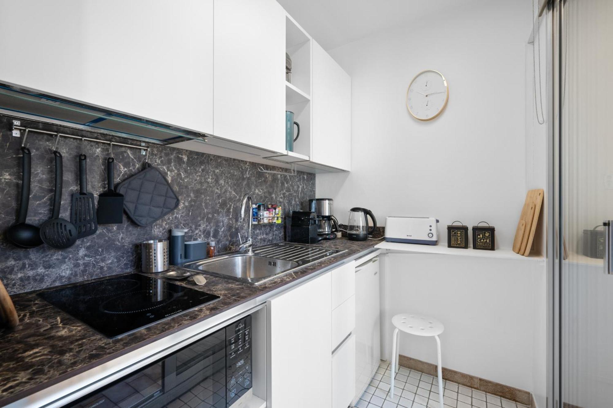 "Charmant Studio" Plein Centre, Calme, Terrasse Menton Luaran gambar